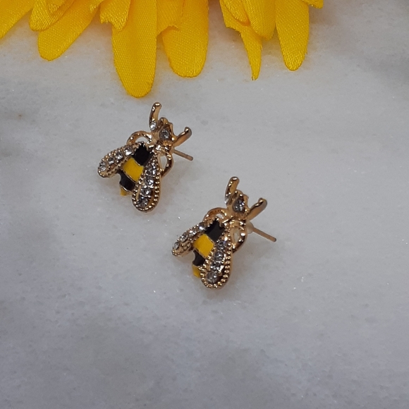 New 18 K gold Bumble Bee earrings - Picture 3 of 4